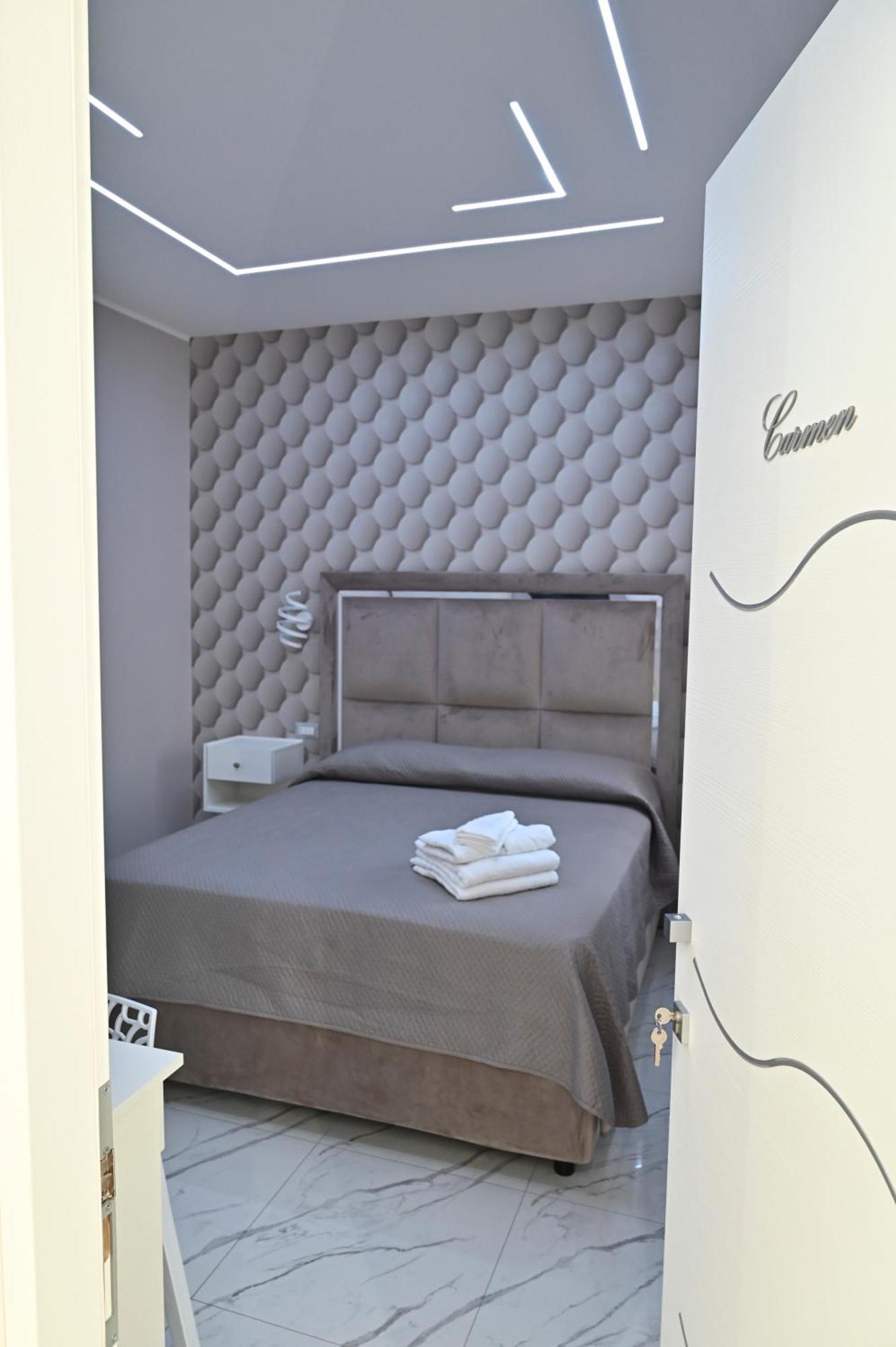 Bed and Breakfast Bebsantaniellohouse1 Неаполь Экстерьер фото