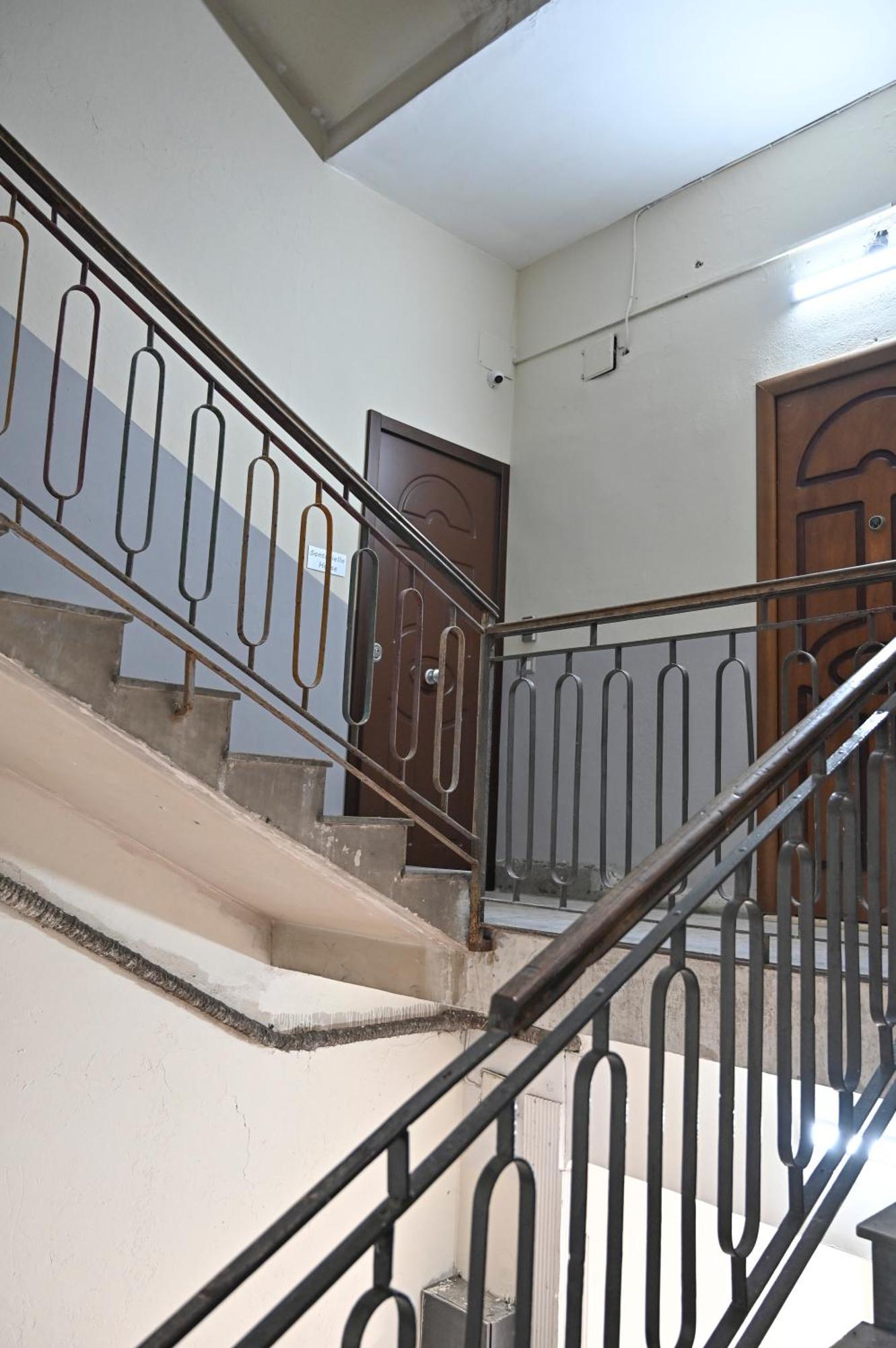 Bed and Breakfast Bebsantaniellohouse1 Неаполь Экстерьер фото
